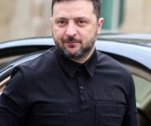 Zelensky takohet me Macronin në Paris, për të forcuar mbështetjen e BE-së