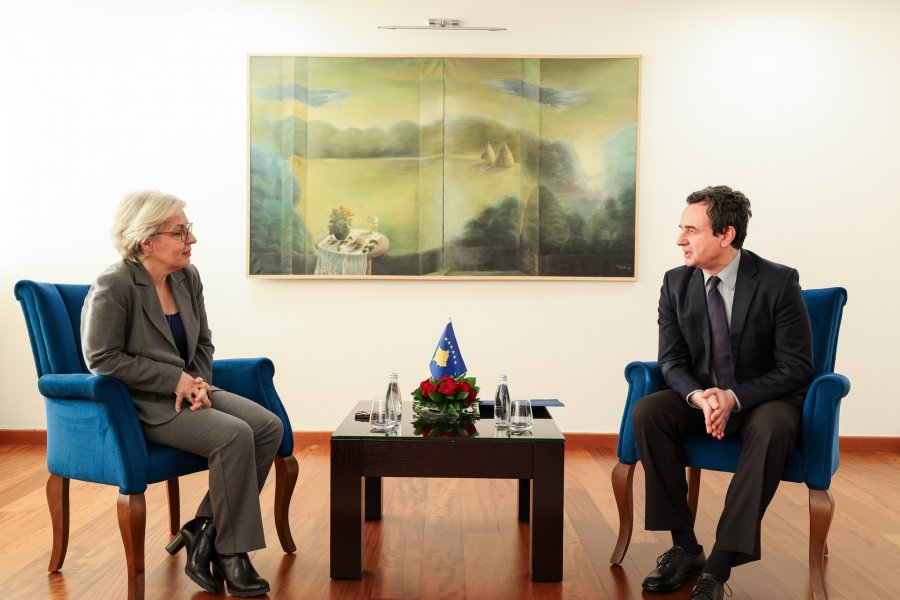 Kurti emëron Donika Gërvallën Koordinatore Kombëtare për mbrojtje nga dhuna në familje