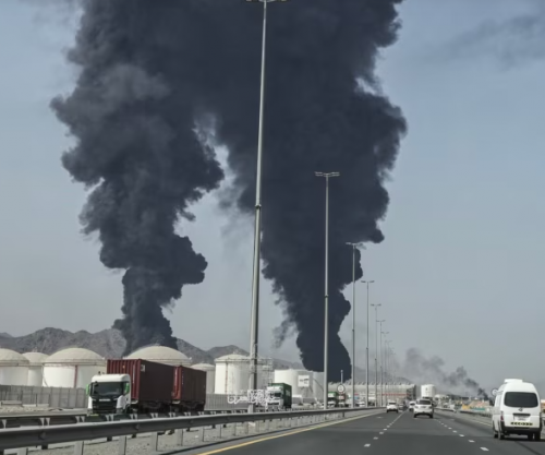 Irani thotë se eksportet e naftës po vazhdojnë pas sulmeve në Harg dhe zjarrit në një port nafte në Emirate