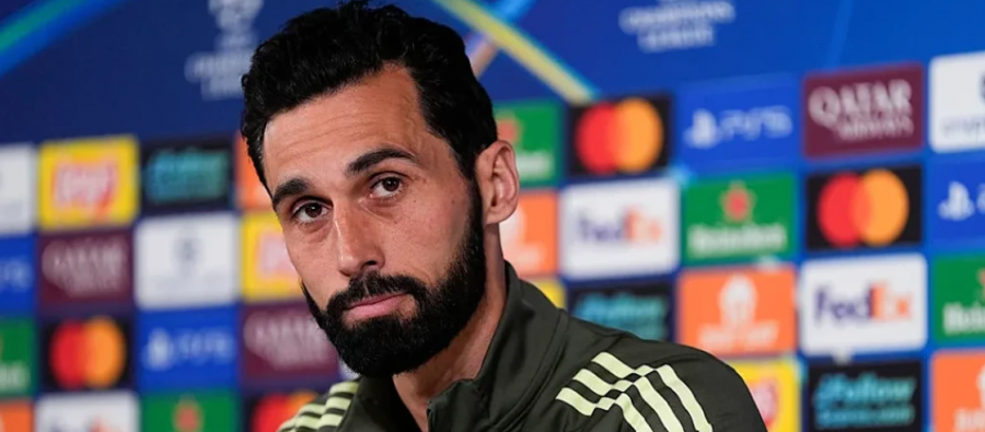 Alvaro Arbeloa injoron legjendën e Real Madridit në debatin për më të mirin e të gjitha kohërave