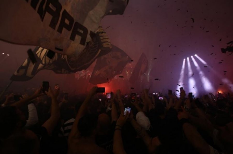 Vritet në Greqi një tifoz 20-vjeçar