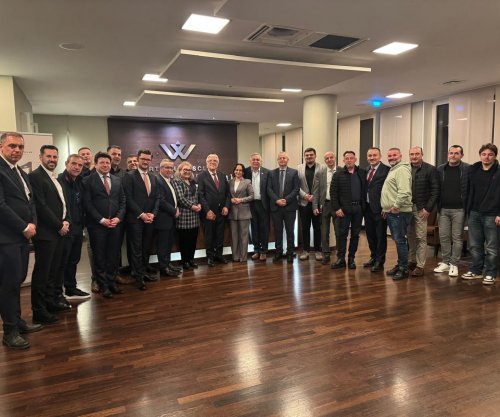 Lazim Destani pjesë e darkës së Unionit të Bizneseve Shqipraro-Gjermane krahas shumë personaliteteve të shquara