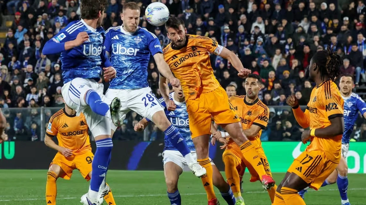 Como me përmbysje triumfon ndaj Romës dhe ngjitët në top katër të Serie A