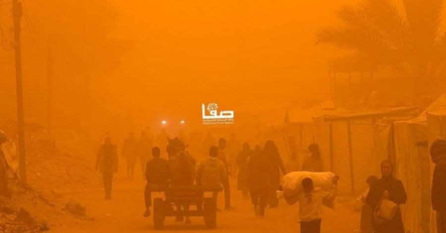 Një stuhi rëre përfshin Gazën  banorëve u kërkohet të gjejnë strehim