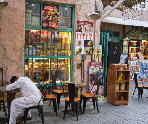 Hije mbi shkëlqimin e Dubait, lufta në Iran zbraz rrugët dhe plazhet e metropolit turistik