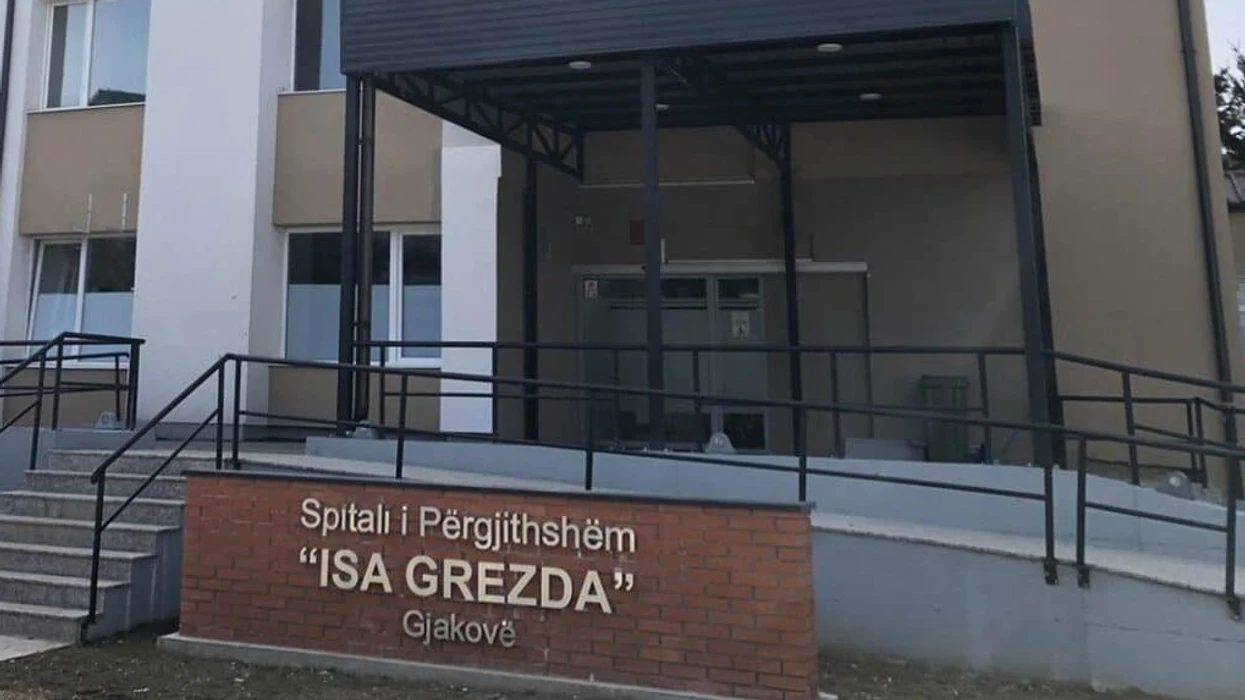 Vonesat në paga  punëtorët teknikë të spitalit  Isa Grezda  në Gjakovë fillojnë grevën