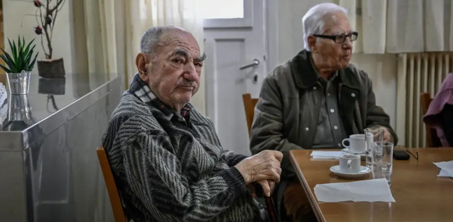 te-jetosh-me-njerez-te-veshtire-mund-te-te-plak-me-shpejt