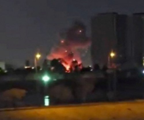 Sulmohet ambasada amerikane në Irak