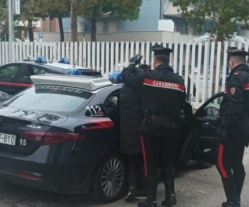 Arrestohet në Itali shqiptari që po trafikonte 2.5 kg kokainë, në veturën e tij edhe një pakistanez