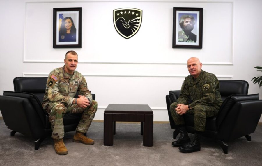 Jashari takon Strasserin, flasin për bashkëpunimin ndërmjet FSK-së dhe Ajovës