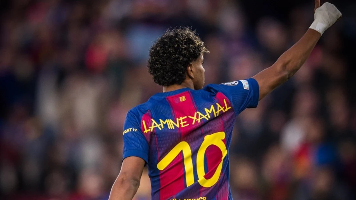 Yamali vendos dy rekorde të reja në Ligën e Kampionëve në moshën 18-vjeçare