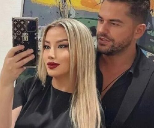 Përmallohet Selvija për Shpatin: Sa të vetëm na ke lënë bashkë me Roelin e nuk e di se si do të vijë festa e Bajramit pa praninë tënde