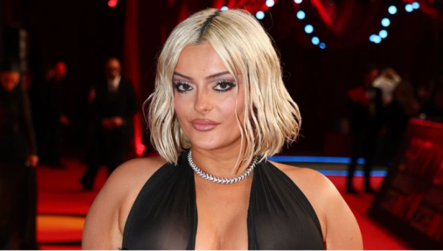  Kur vjen radha e frutave  shenja që mysafirët duhet të çohen    Bebe Rexha shpjegon traditat e mikpritjes shqiptare në emisionin amerikan