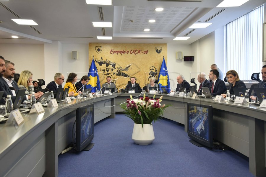 Qeveria miraton propozim-vendimin për bartjen e Zyrës për çështjet e kategorive të dala nga lufta e UÇK-së