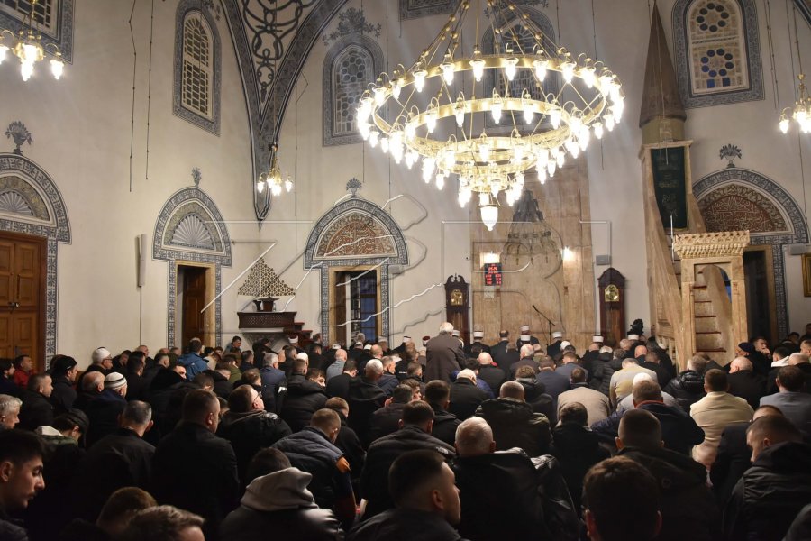 Kryeimami Beqiri u drejtohet qytetarëve me mesazh para faljes së namazit të Bajramit