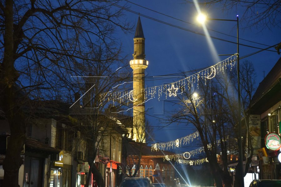 Qytetarët: Ndihemi mirë kur ndihmojmë të tjerët në këtë muaj të madhërishëm