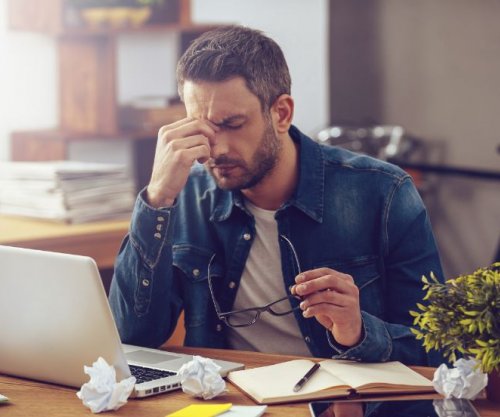 Si t’i mbroni sytë nga kompjuteri?