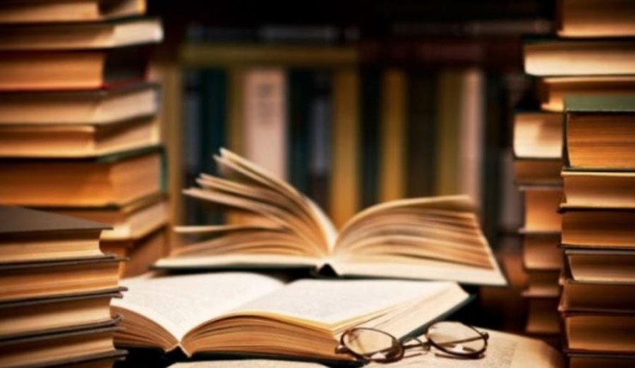 21-marsi-dita-boterore-e-poezise