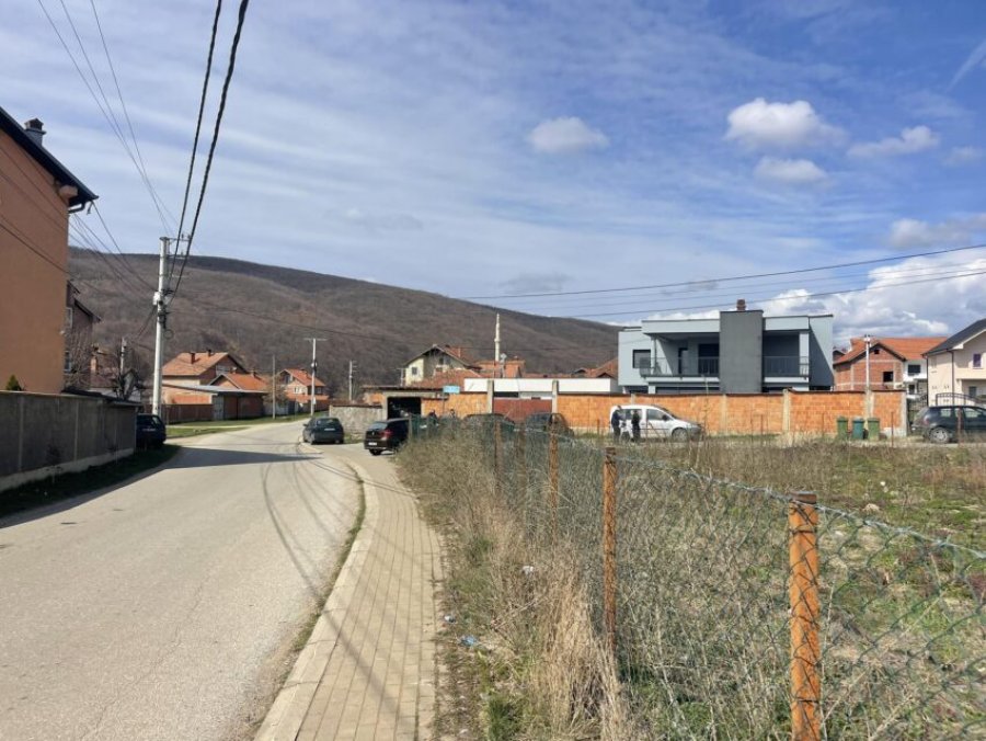 Familjarët thonë se e dyshuara për vrasjen e dyfishtë në Podujevë e kishte marrë peng viktimën 73-vjeçare