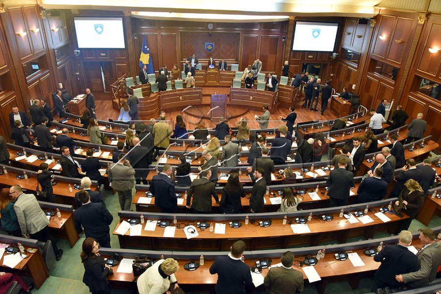 Kuvendi mban seancë plenare më 2 prill, shqyrtohen projektligje