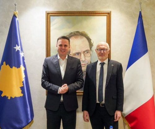 Abdixhiku takohet ambasadorin francez Guerot, çështja e presidentit temë diskutimi