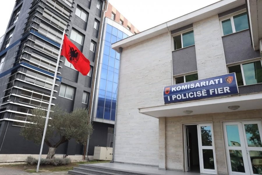 Krim i rëndë në Fier  burri vret gruan e më pas veten