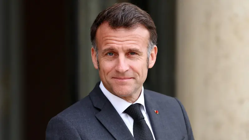 Macroni flet me presidentit iranian  Angazhohuni në negociata me mirëbesim