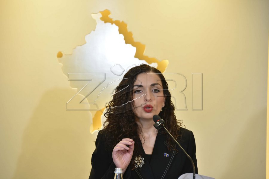 Osmani ndan mbi 200 dekorata   nesër nderohet edhe Kombëtarja e futbollit