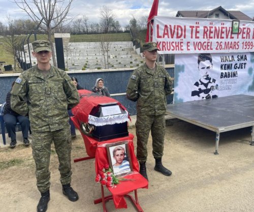 Gara: Pas një pritjeje të rëndë e të gjatë, eshtrat e Ajvaz Shehut rikthehen në tokën e tij