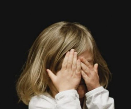 Shenjat e para të autizmit, që kur fëmija është gjashtë muajsh