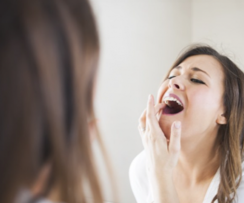 Shëndeti oral i dobët mund të sinjalizojë sëmundje kronike