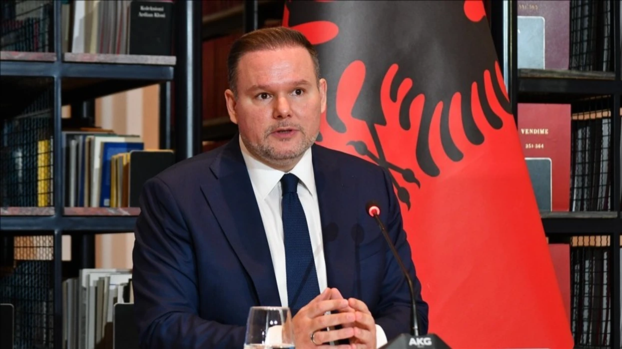 Hakerët iranianë sulmojnë Postën Shqiptare, Demo: Shërbimi vijon normalisht