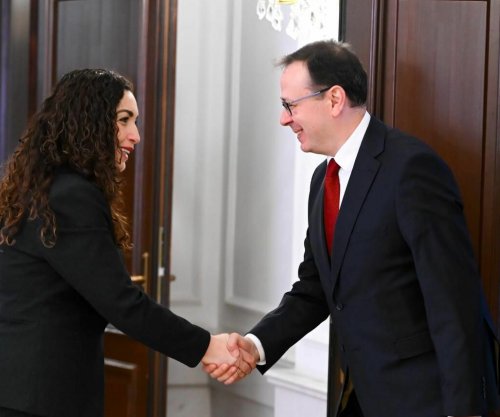 Osmani takon Angilin, e falënderon Erdoganin për forcimin e kapaciteteve të FSK-së