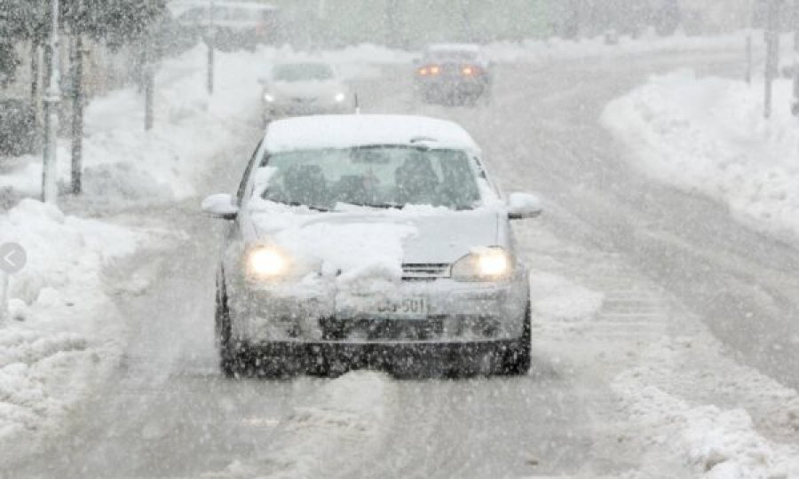Erëra të forta dhe dëborë në Kroaci, anulohet mësimi në shkolla