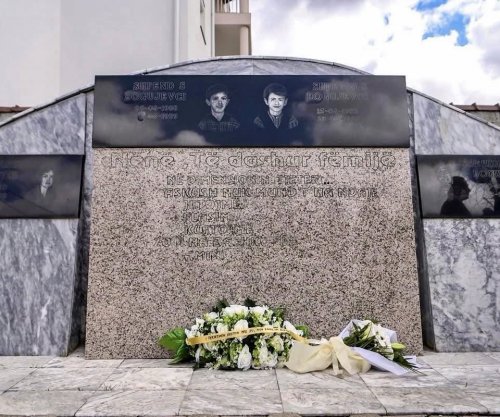  Kurti përkujton masakrën e Podujevës, kërkon drejtësi për viktimat