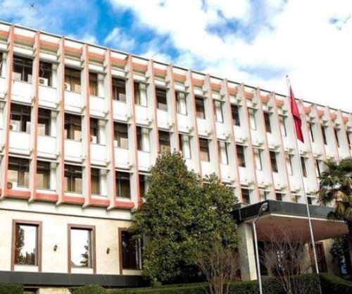 Ministria e Jashtme e Shqipërisë thirrje qytetarëve: Shmangni udhëtimet në Lindjen e Mesme
