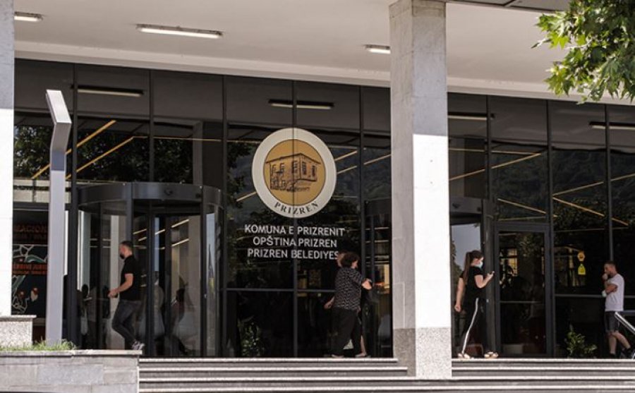 Mbi 36 milionë euro iu mori kontrata kolektive  Komuna e Prizrenit në pritje të ndihmës nga Qeveria