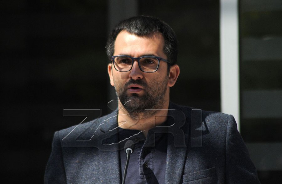 Intervistohet Shkëlzen Gashi nën dyshimin për  Nxitje e përçarjes dhe mosdurimit 