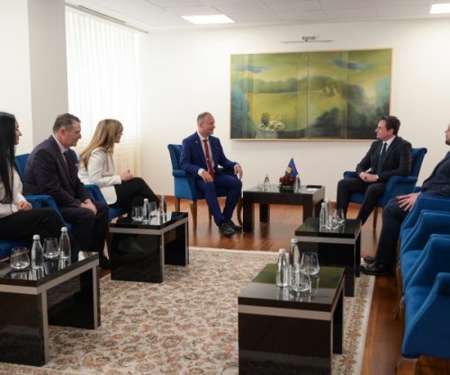 Bashkëpunim Kosovë – SHBA, Kurti takon komandantin shqiptaro-amerikan