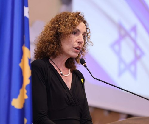 Ambasadorja e Izraelit mbështet Kosovën në ndeshjen ndaj Turqisë: Gjithë kombi po brohoret për ju