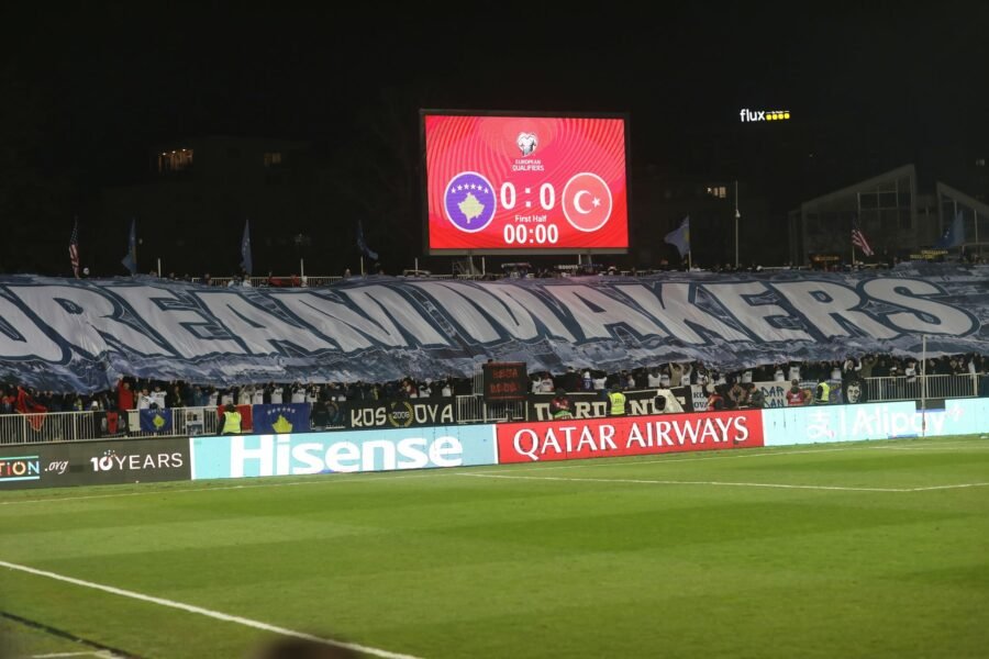 Koreografia e jashtëzakonshme e “Dardanëve” në ndeshjen ndaj Turqisë