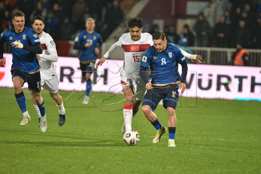 Hamza pas humbjes nga Turqia  Kokën lartë djema