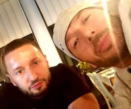 Unikkatil emocionon me statusin për vëllanë e ndjerë, i dedikon edhe një këngë
