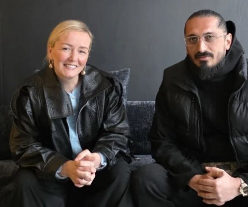 Adriana Matoshi takohet me djalin e Agim Ramadanit, publikojnë bashkë fotografi në rrjetet sociale