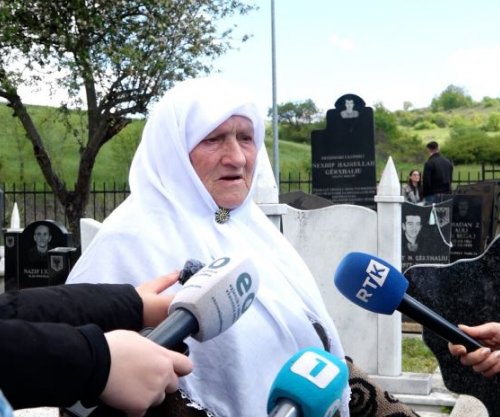 27 vite nga masakra e Studimes, familjarët e të vrarëve kërkojnë drejtësi [video]