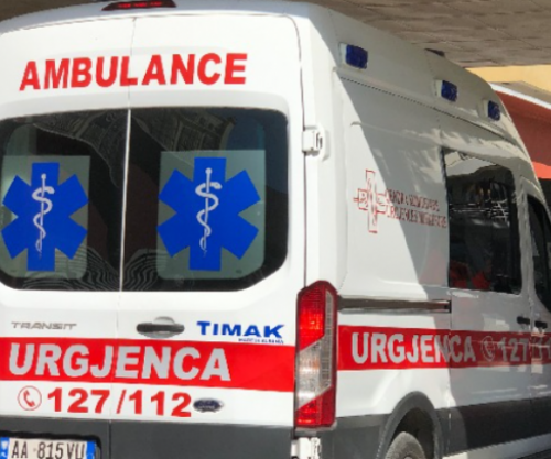 Përplasen tre automjete në Shkodër, një i vdekur dhe tre të lënduar