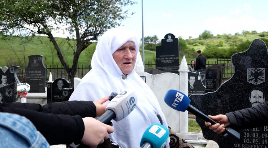 27 vite nga masakra e Studimes  familjarët e të vrarëve kërkojnë drejtësi  video 
