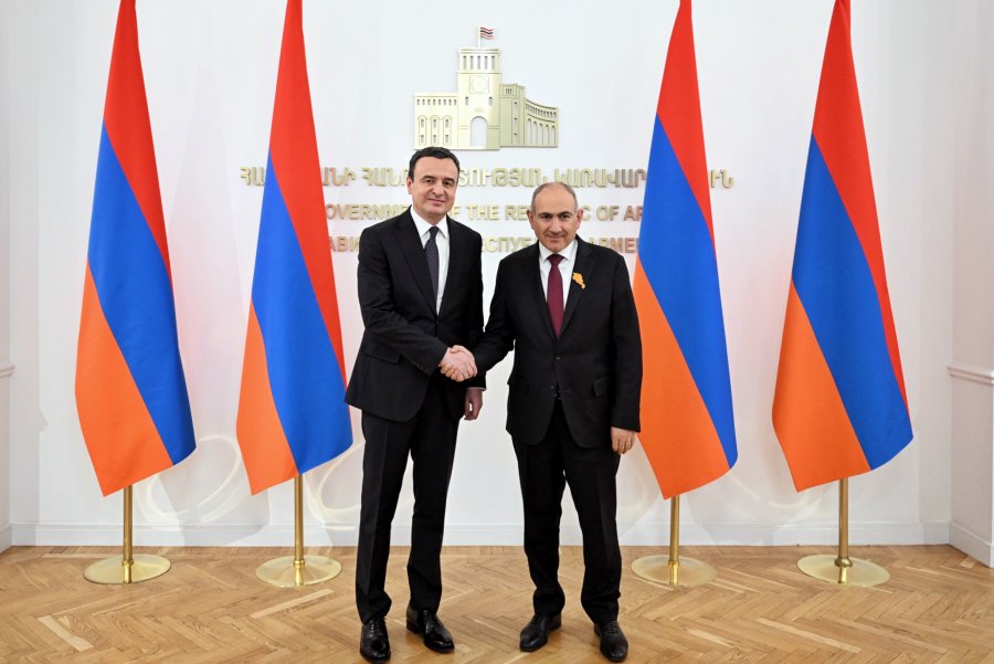 Kurti në takim me kryeministrin e Armenisë  Paqja ka nevojë për aleancën e demokracive