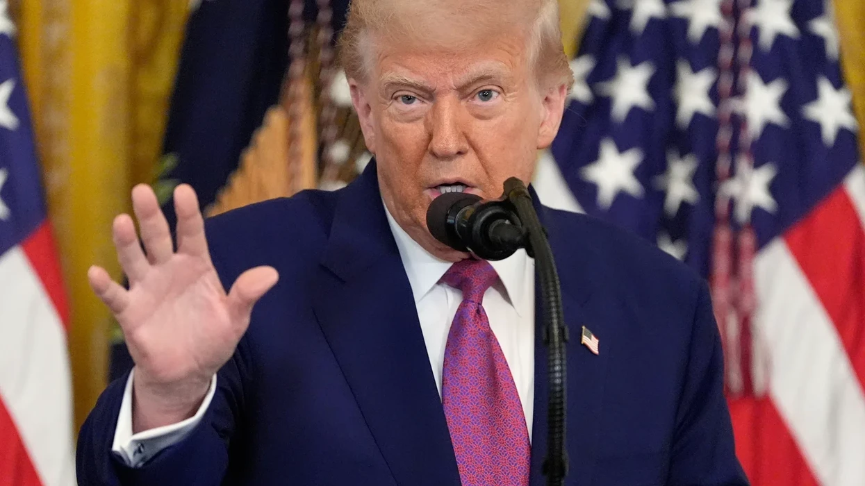 Trumpi refuzon të thotë nëse armëpushimi është ende në fuqi