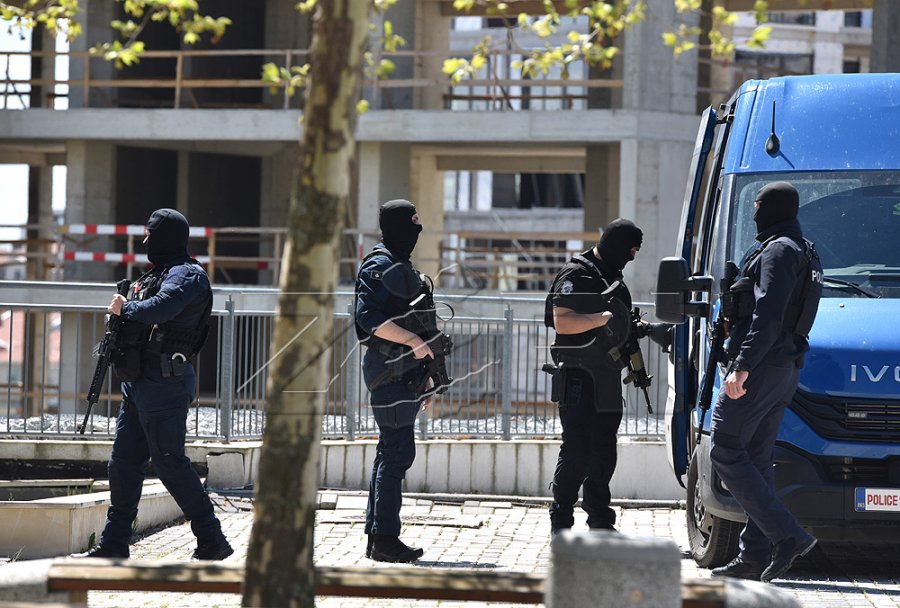 aksion-i-madh-ne-prishtine-fushe-kosove-e-obiliq-dyshime-per-korrupsion-ryshfet-dhe-falsifikim-pronash